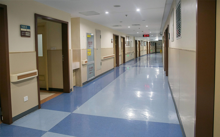 投身“網?！碧魬痤H多 醫院門企業抓住消費痛點